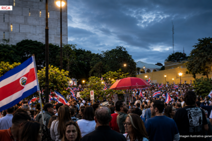 Costa Rica sale a defender su institucionalidad: ciudadanos respaldan al Poder Judicial frente al Ejecutivo