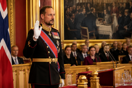 Haakon VIII jura como nuevo rey de Noruega tras la muerte de Harald V